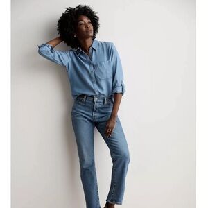 Levi’s boyfriend fit jean shirt